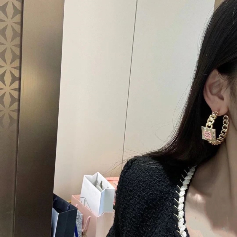 Ch**el earrings